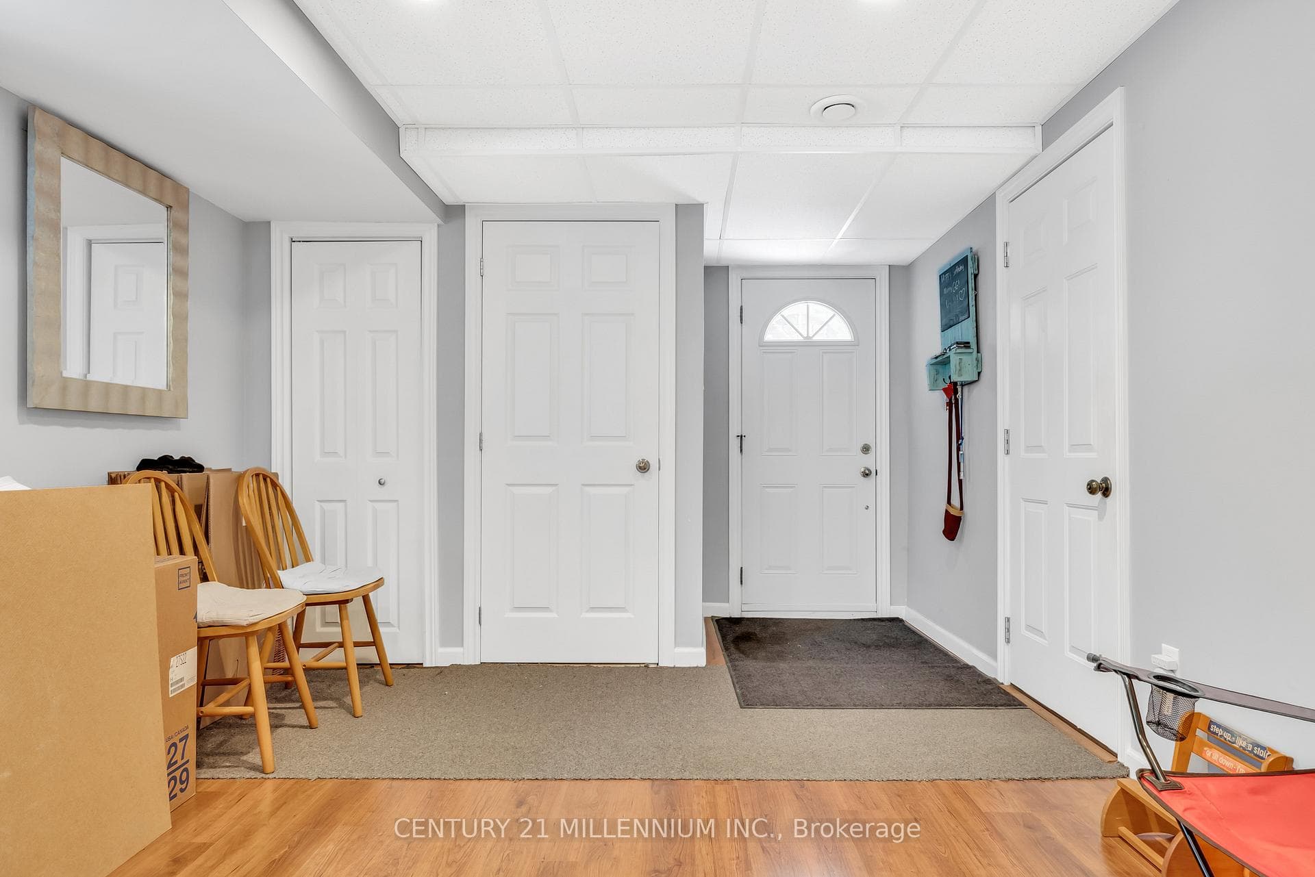 13 Lady Stewart Boulevard photo 35