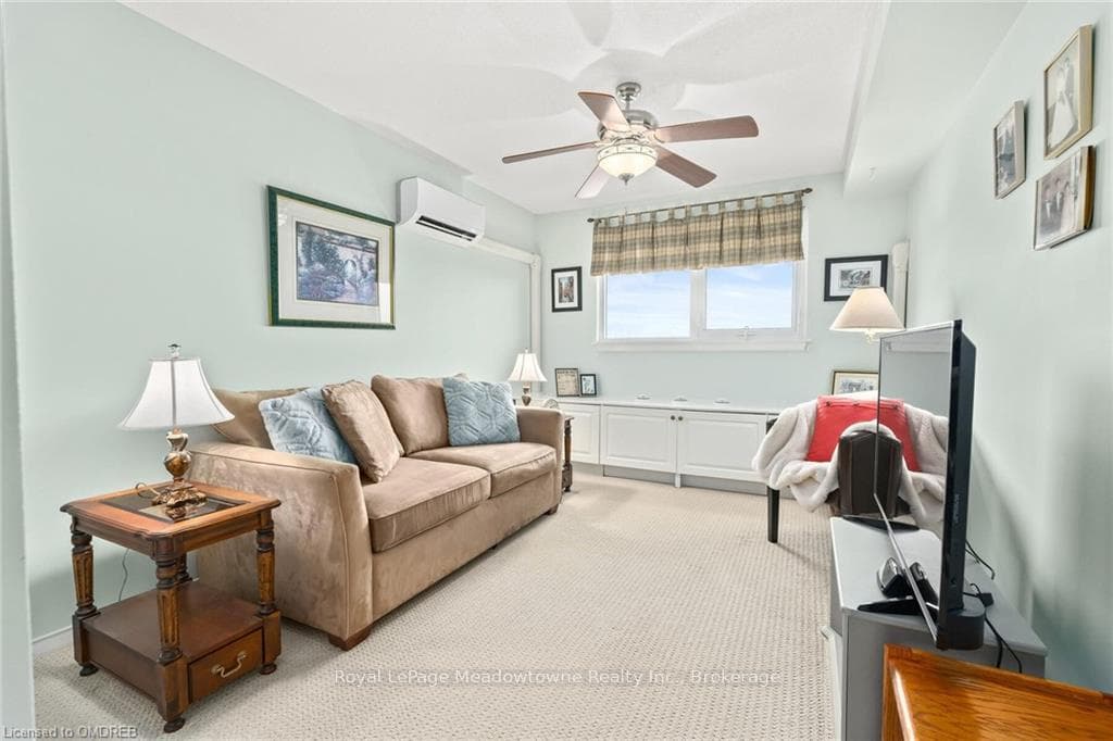 26 HALL Street Unit 608 photo 23