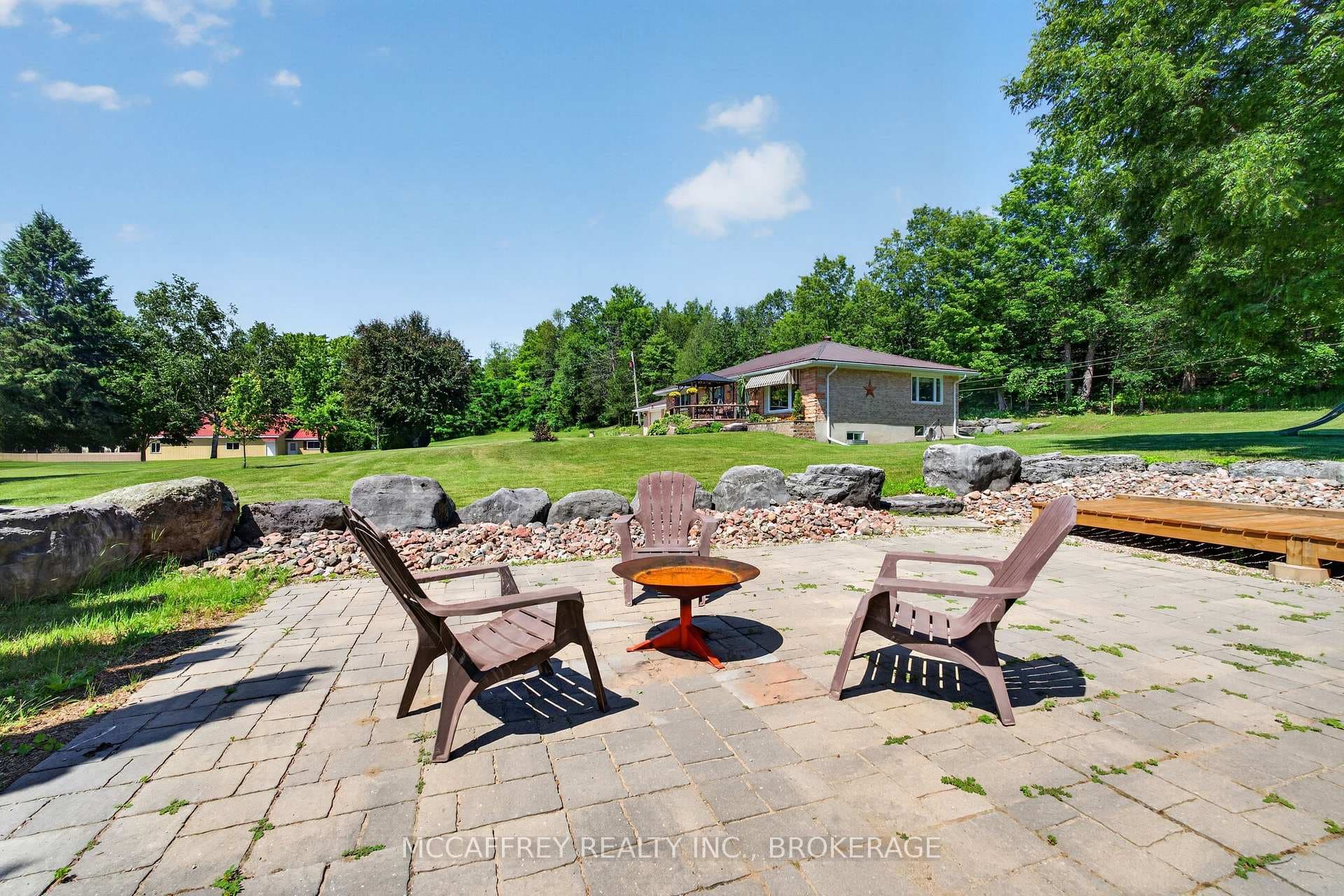 2183 Daley Road photo 29