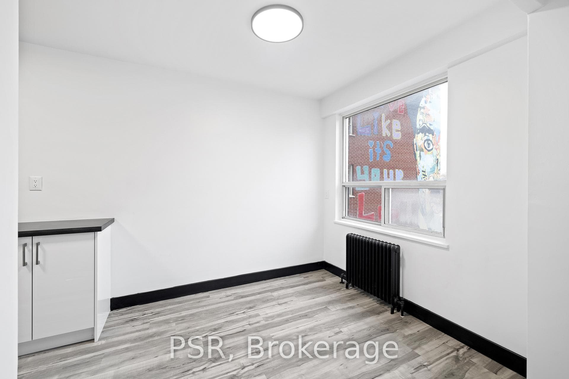 600 Eglinton Avenue Unit 303 photo 9