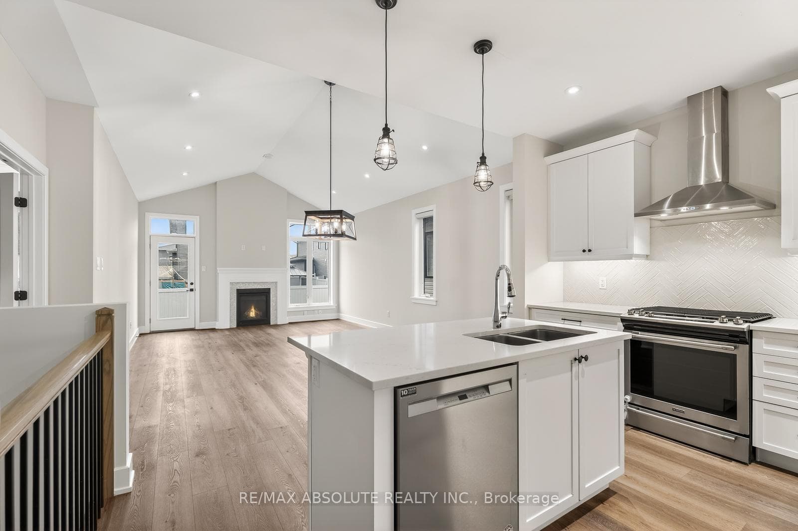 106 MCPHAIL Road photo 4