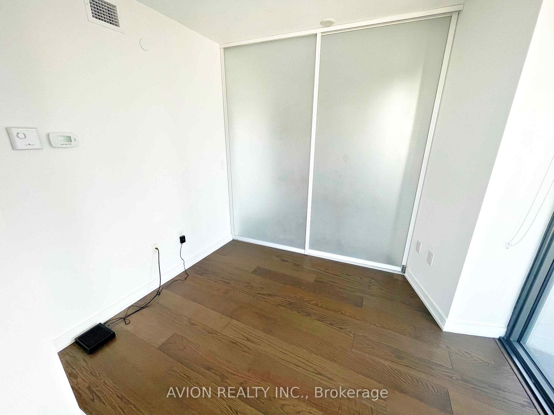 11 Wellesley Street Unit 1311 photo 11