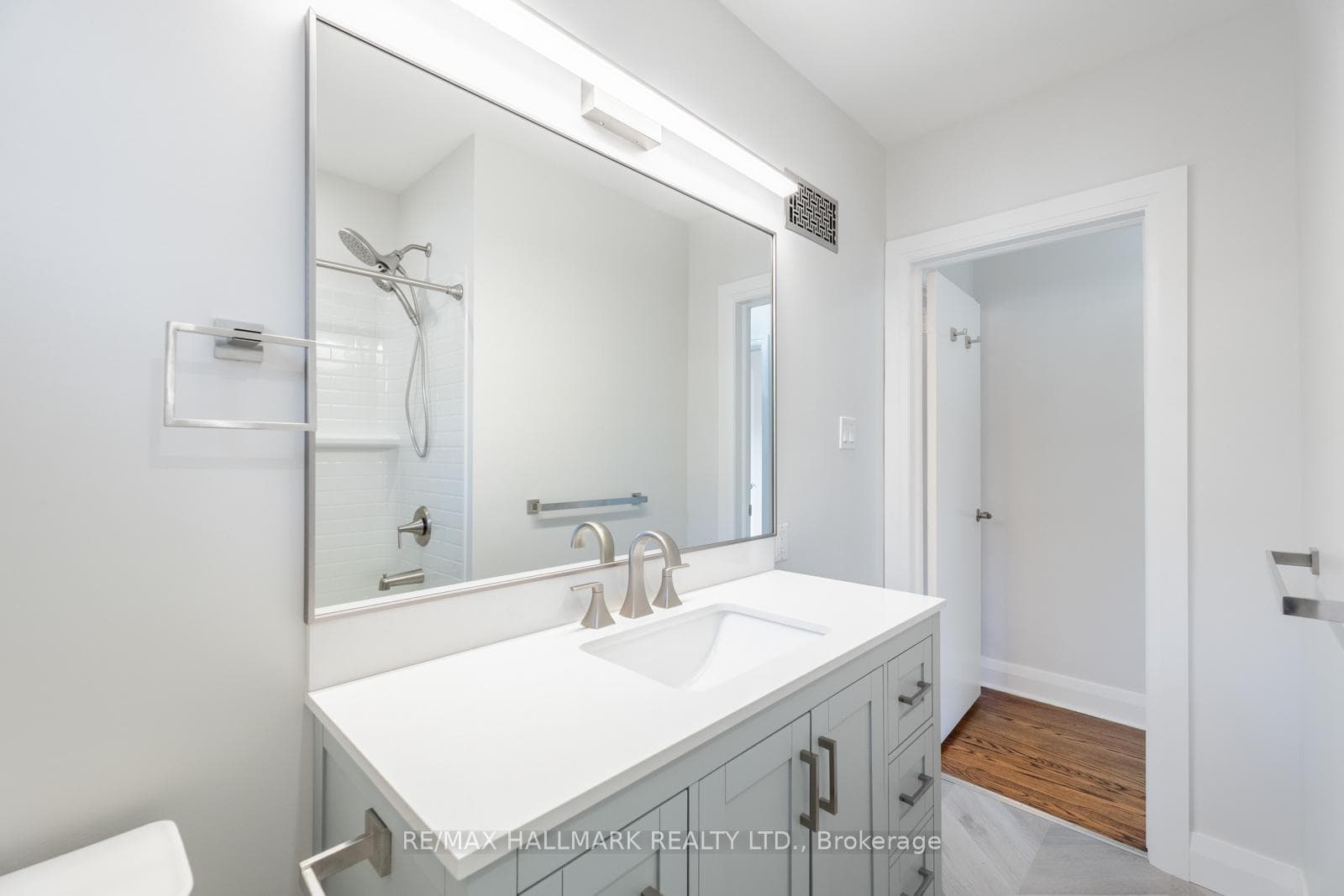66 Ferncroft Drive photo 22