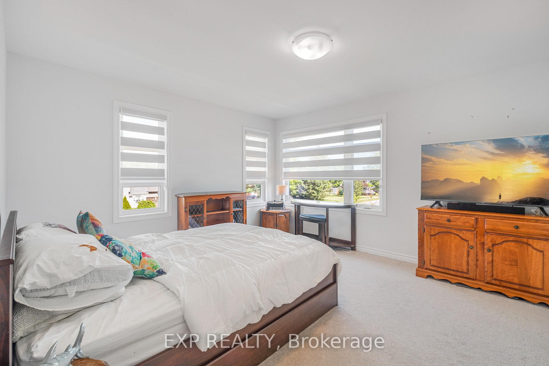 5672 Dorchester Road Unit 28 photo 15