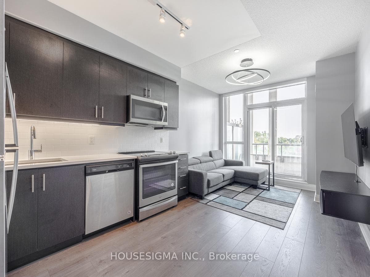 17 Zorra Street Unit 208 photo 3