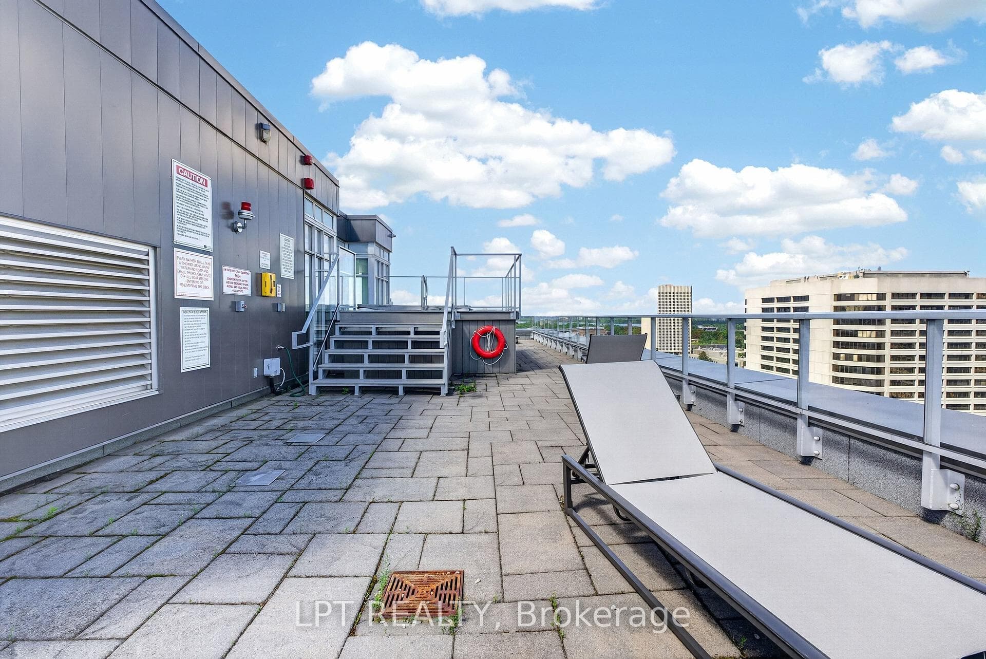 201 Parkdale Avenue Unit 1004 photo 43