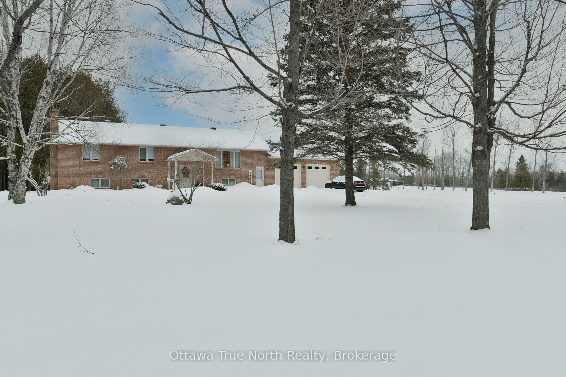 7427 Copeland Road photo 1