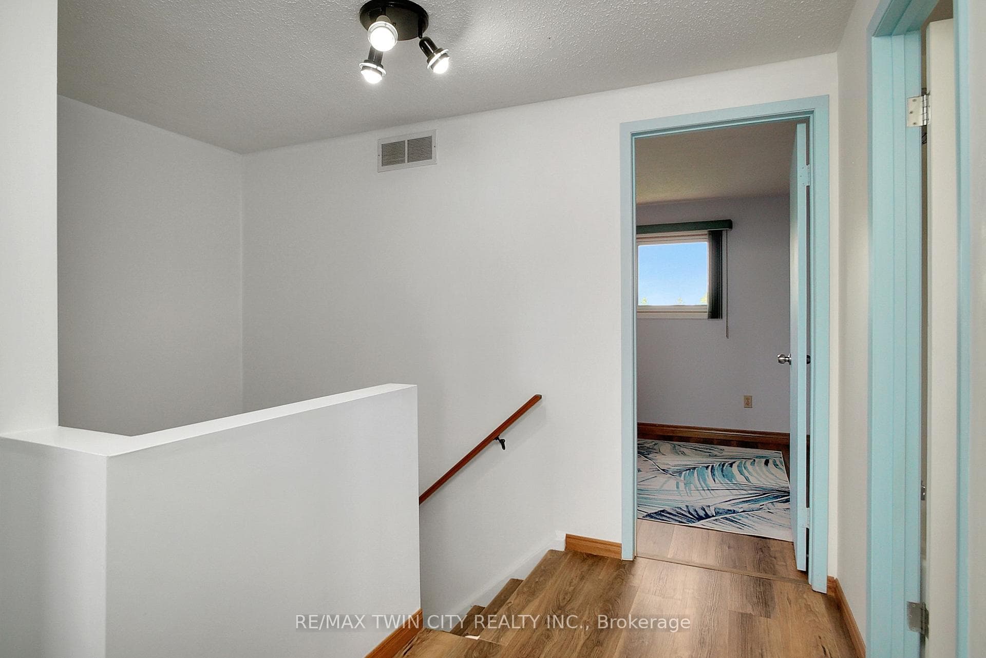 26 Folkstone Crescent photo 15