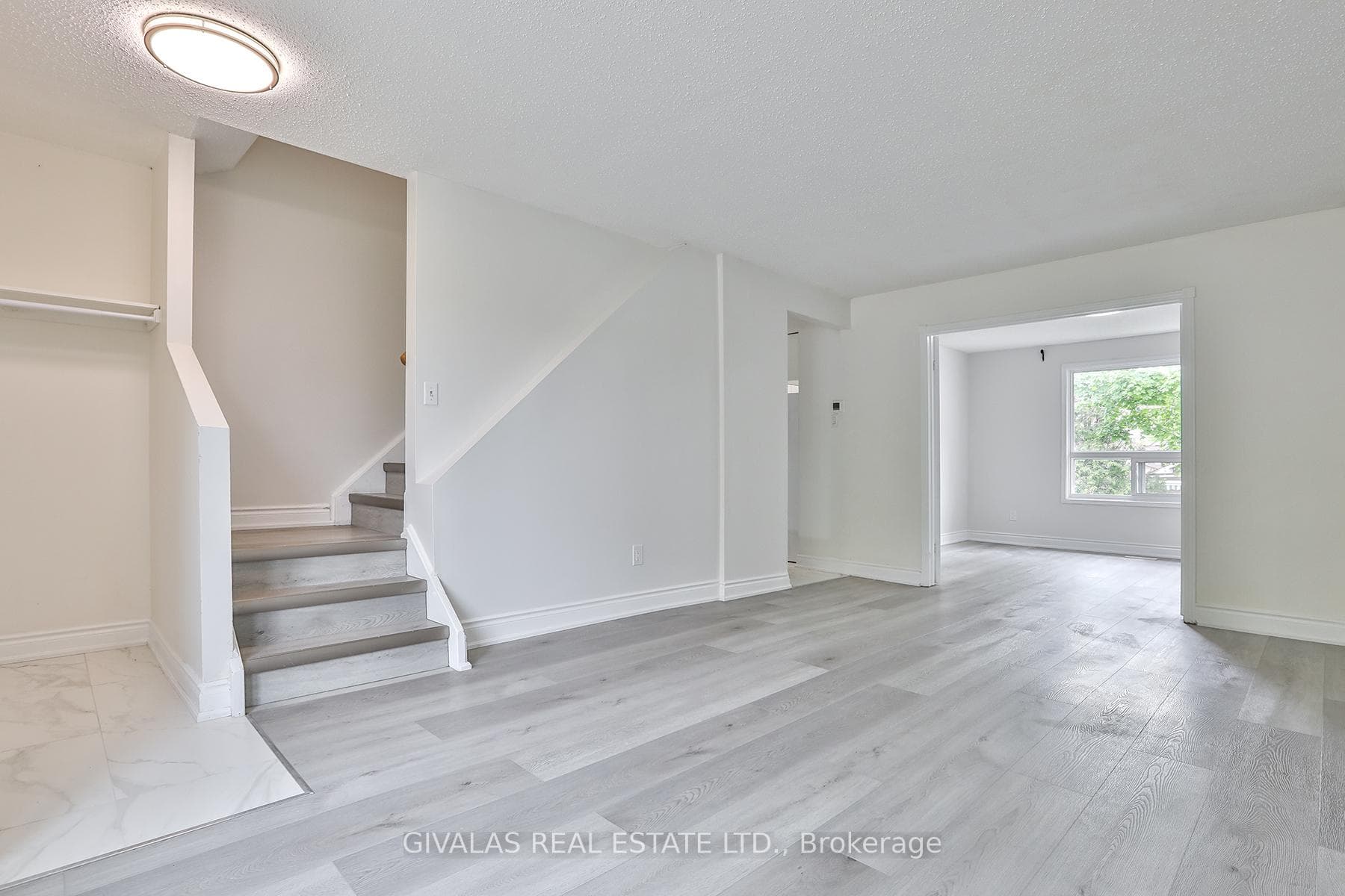 23 Plumridge Court photo 6