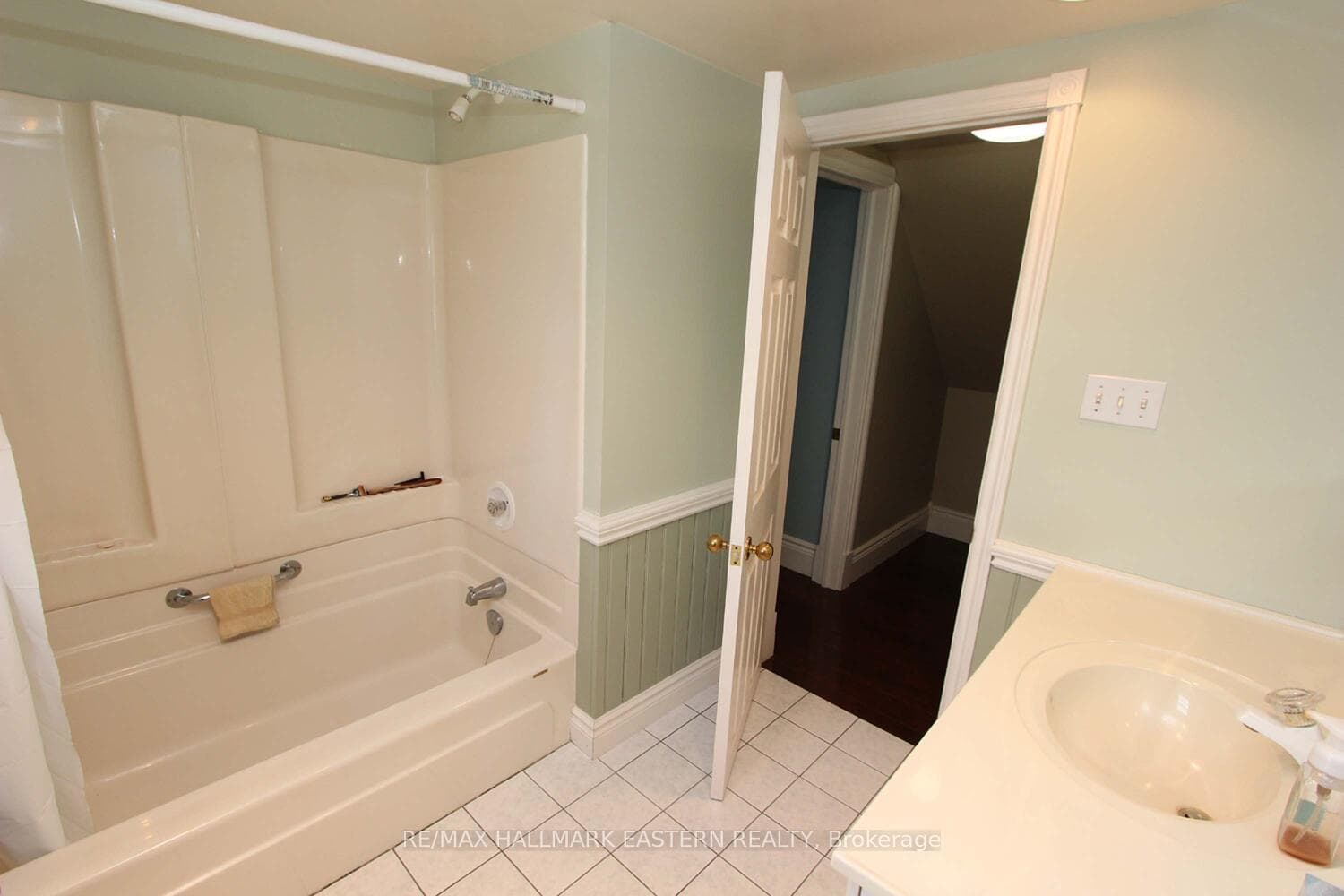 4 Piece Bath