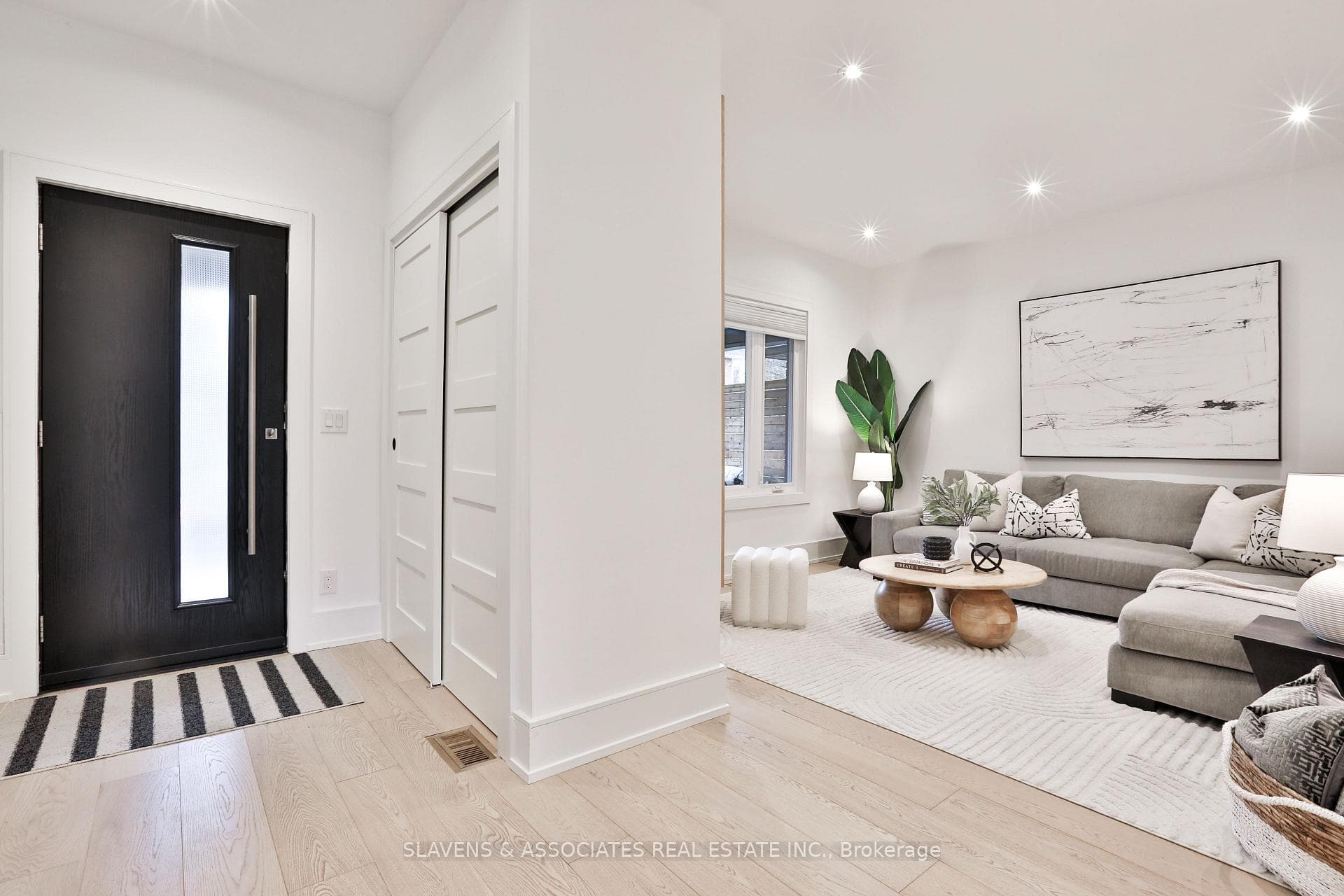 45 Ellsworth Avenue photo 5