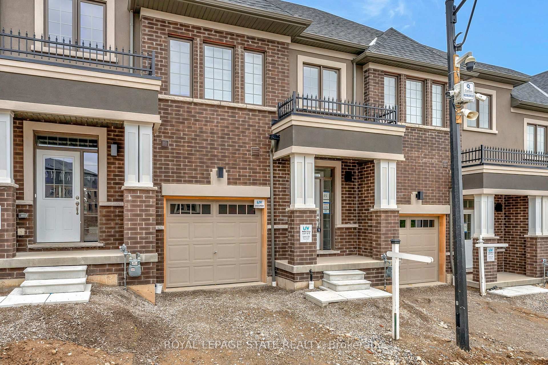620 Colborne Street Unit 33 photo 2