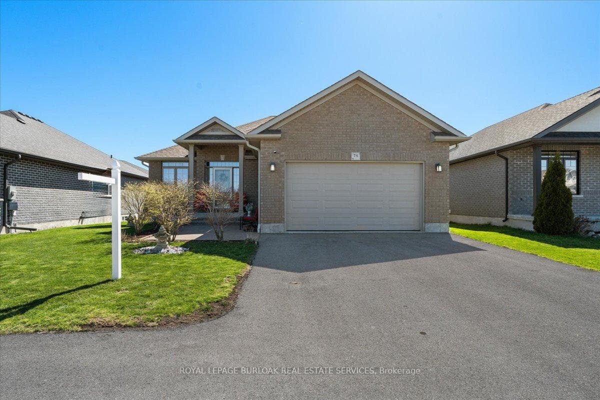 74 Hampton Ridge Drive photo 1