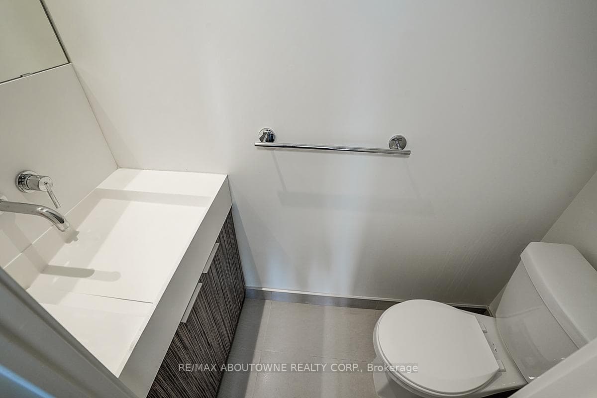 20 Richardson Street Unit 3102 photo 31