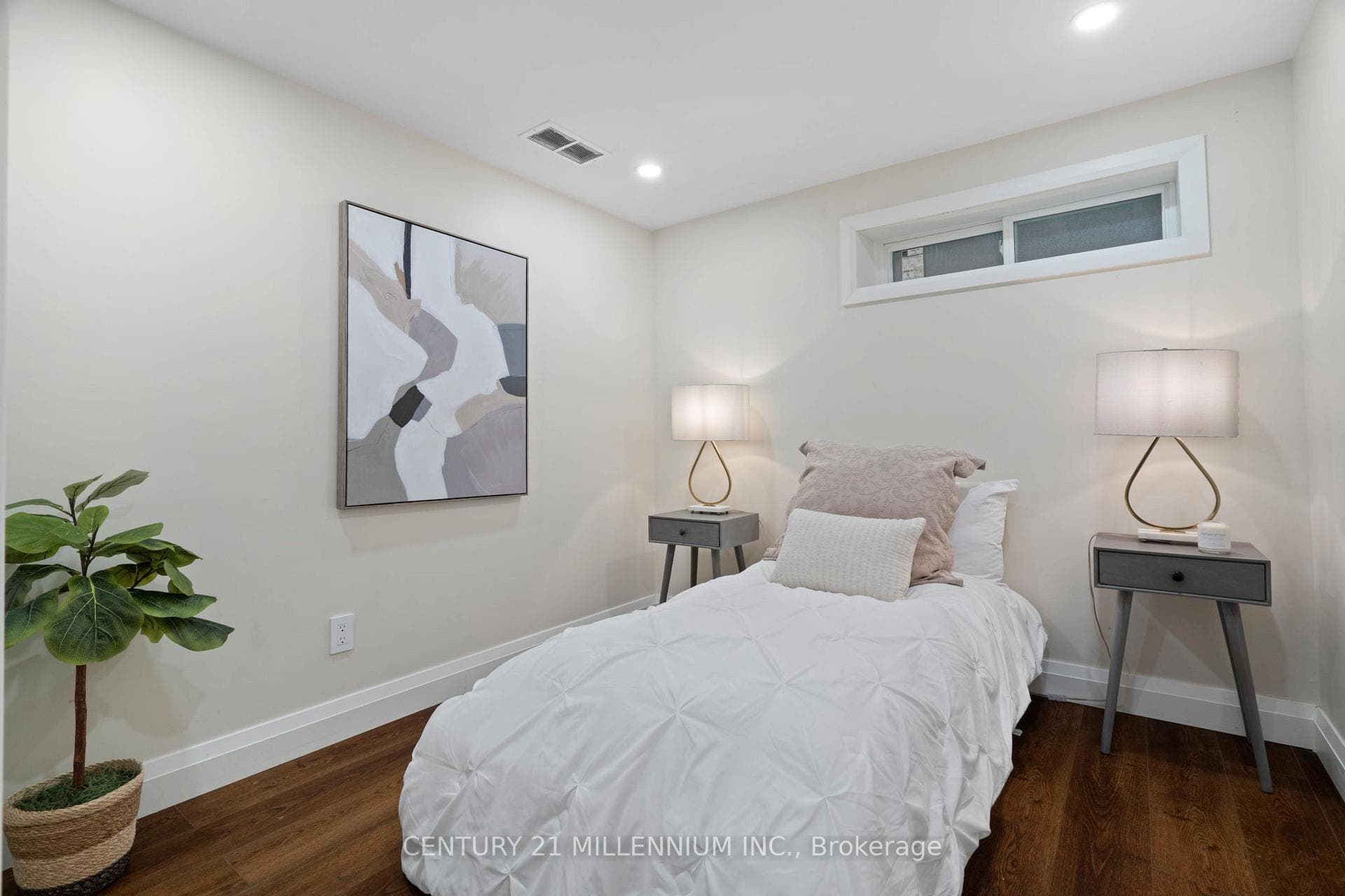 42 Stockman Crescent photo 32