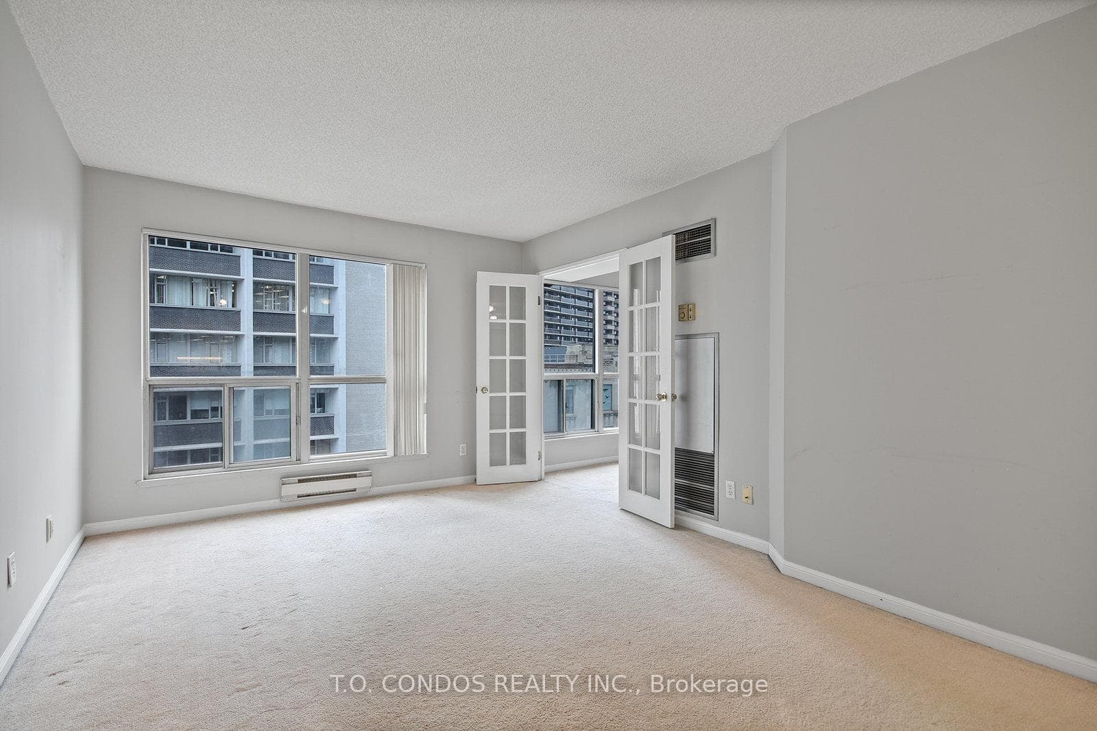 7 Carlton Street Unit 1414 photo 11
