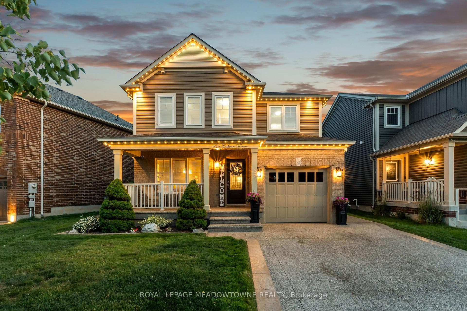 871 Cahoun Terrace photo 4