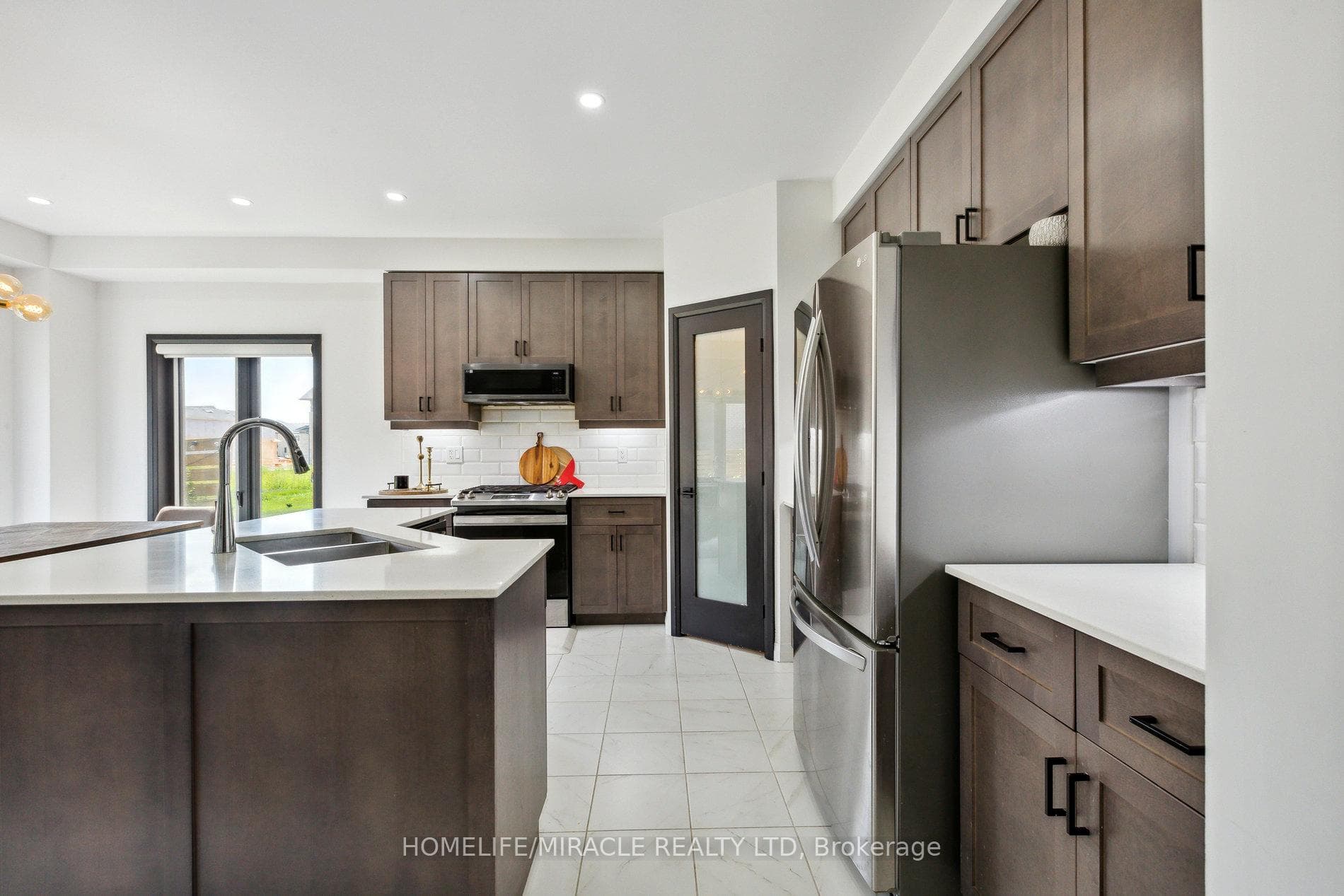 7 Elkington Lane photo 11