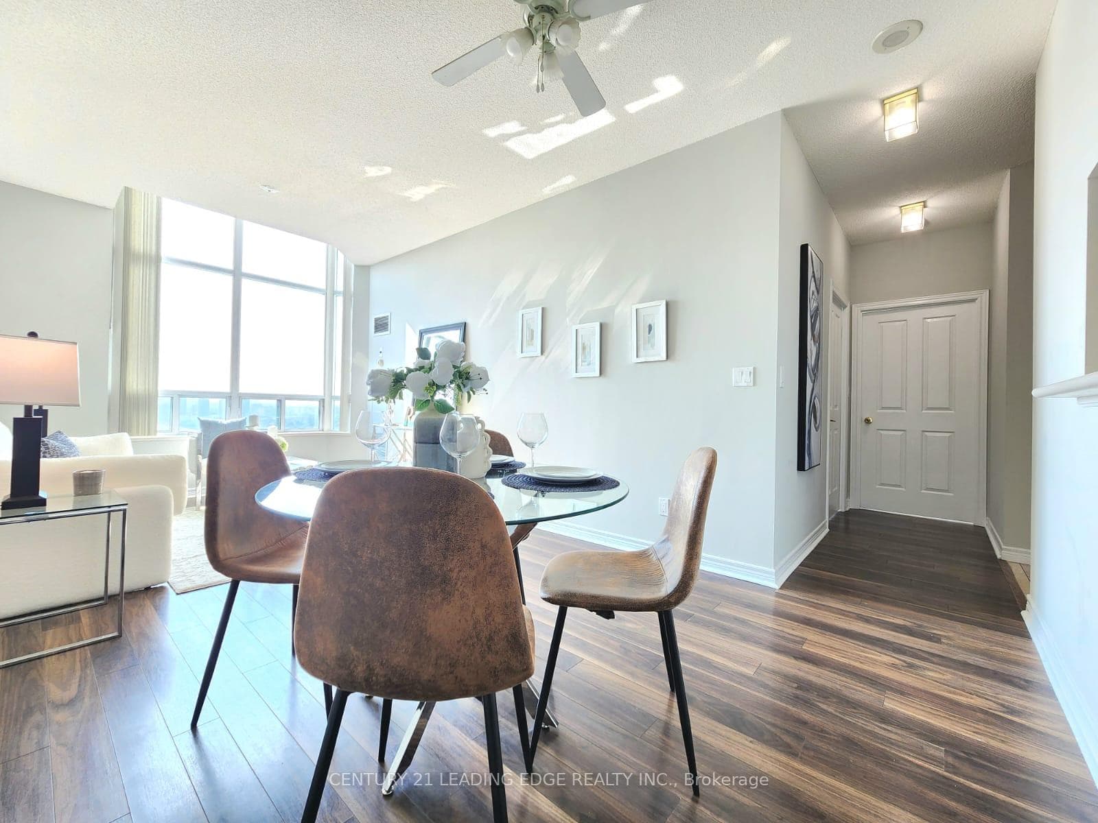 68 Corporate Drive Unit PH38 photo 5