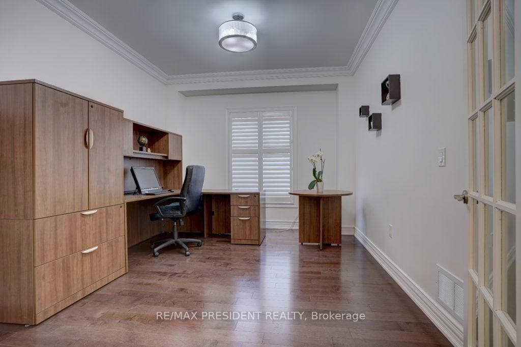 14 Burlwood Road photo 9