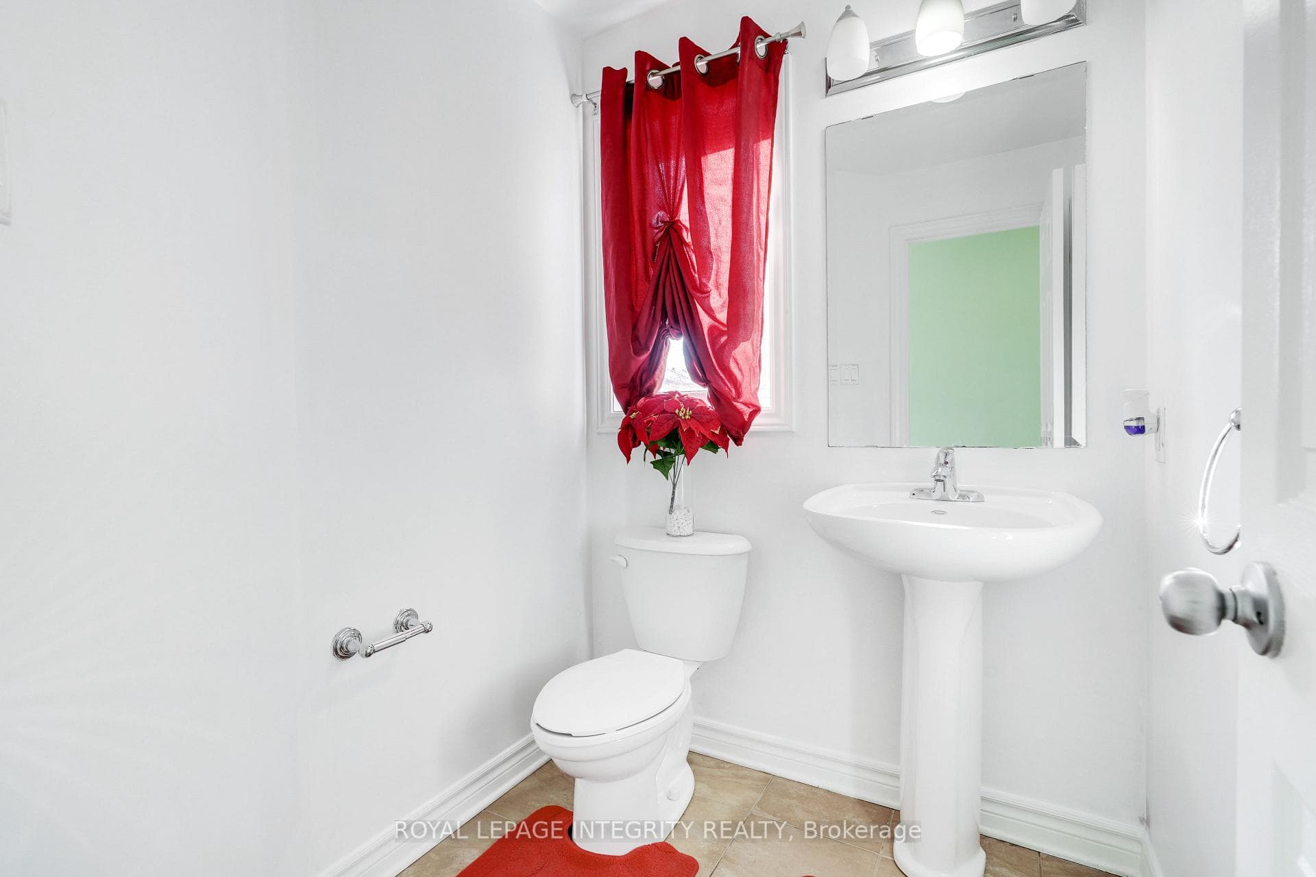 901 Ashenvale Way photo 6
