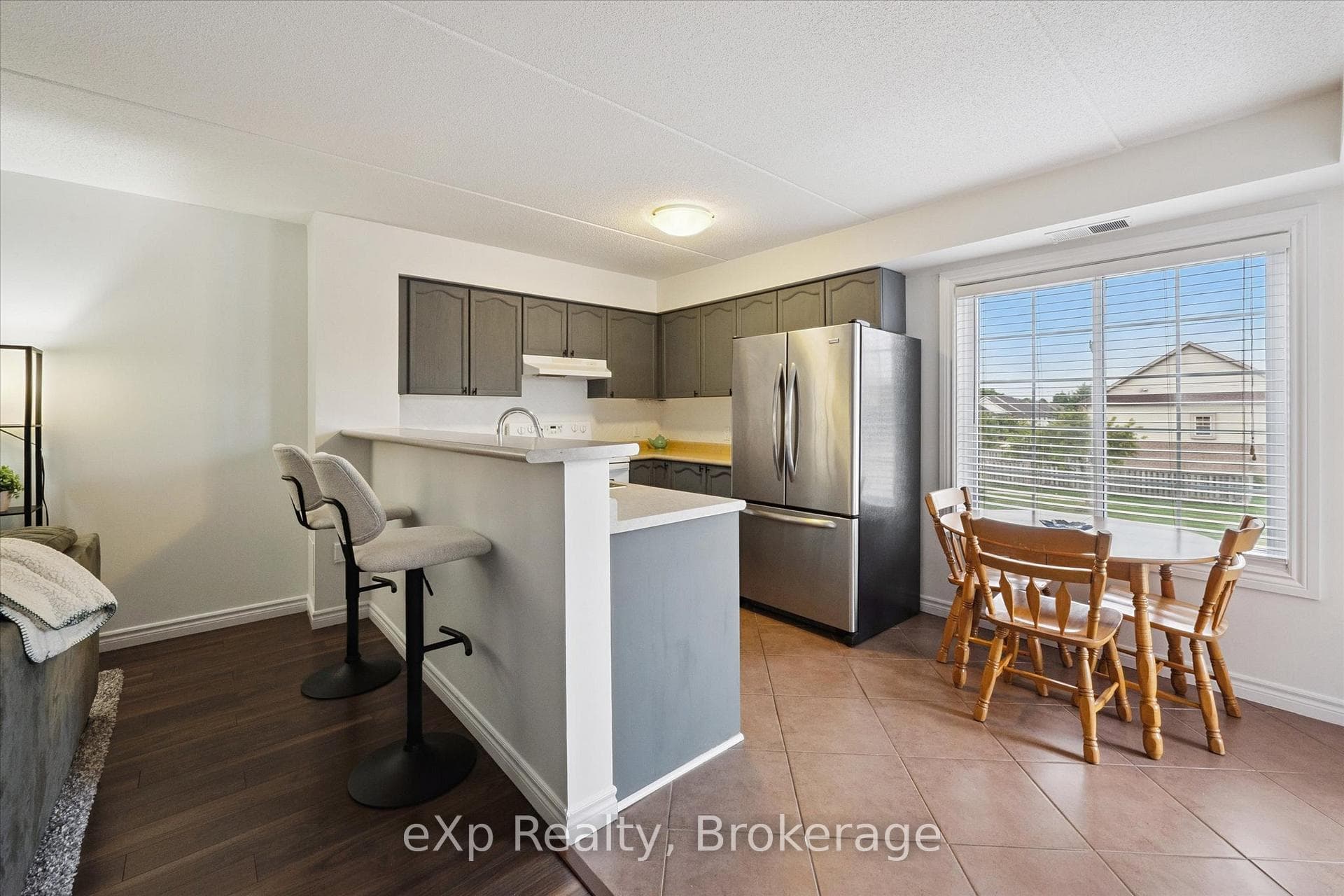 415 Grange Road Unit 212 photo 9