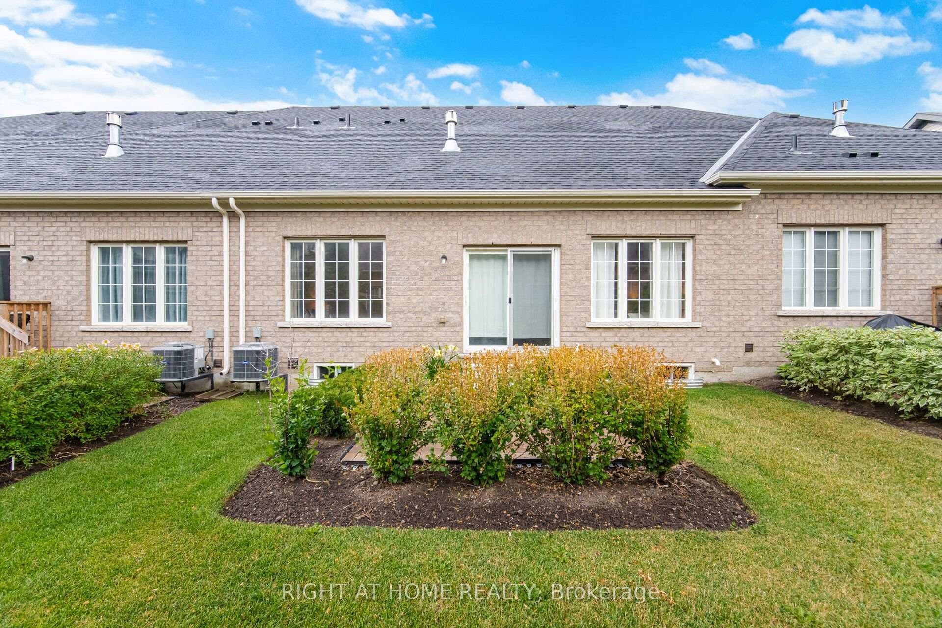 41 Overlea Drive photo 43