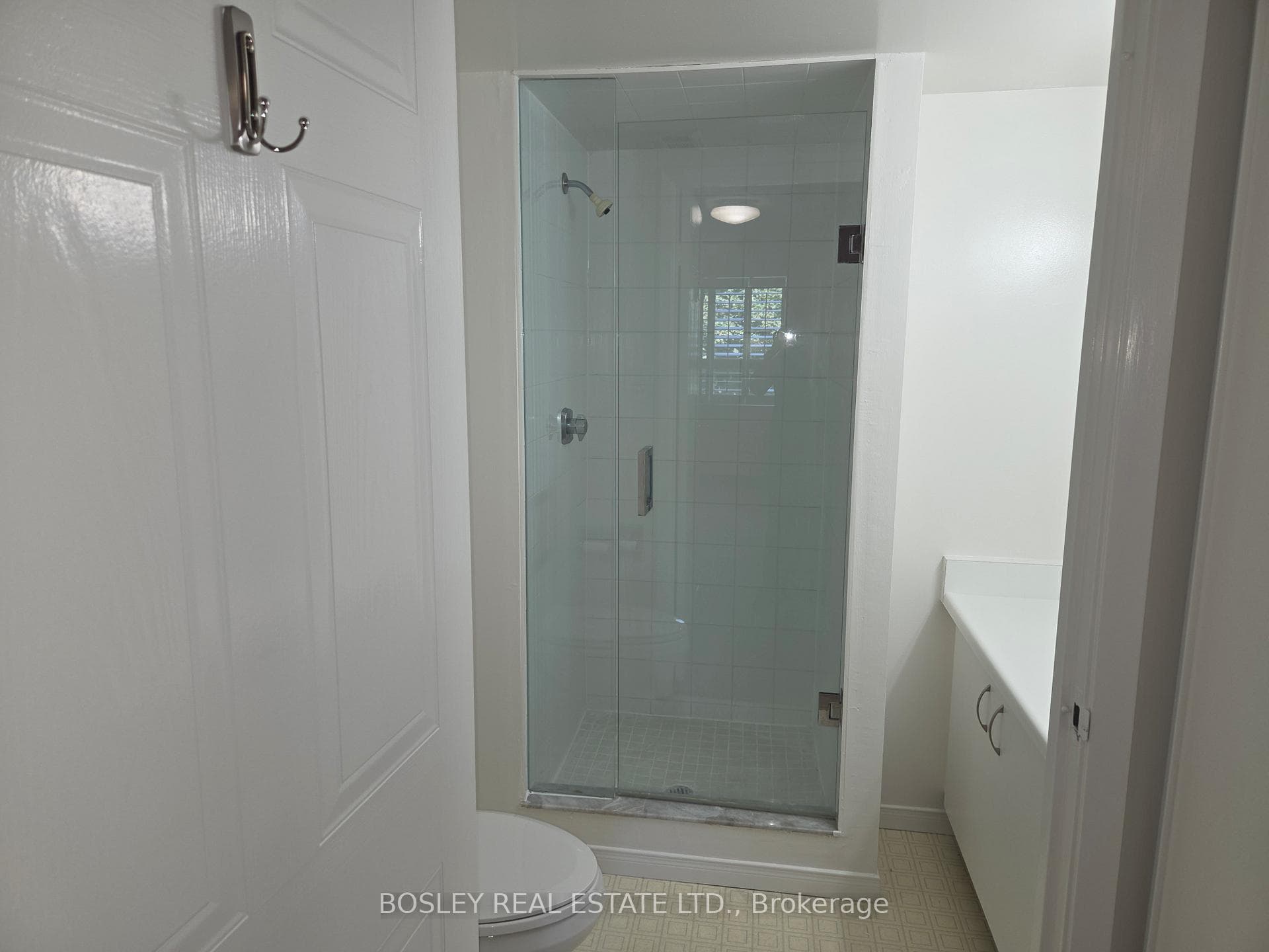 928 Millwood Road Unit 203 photo 14