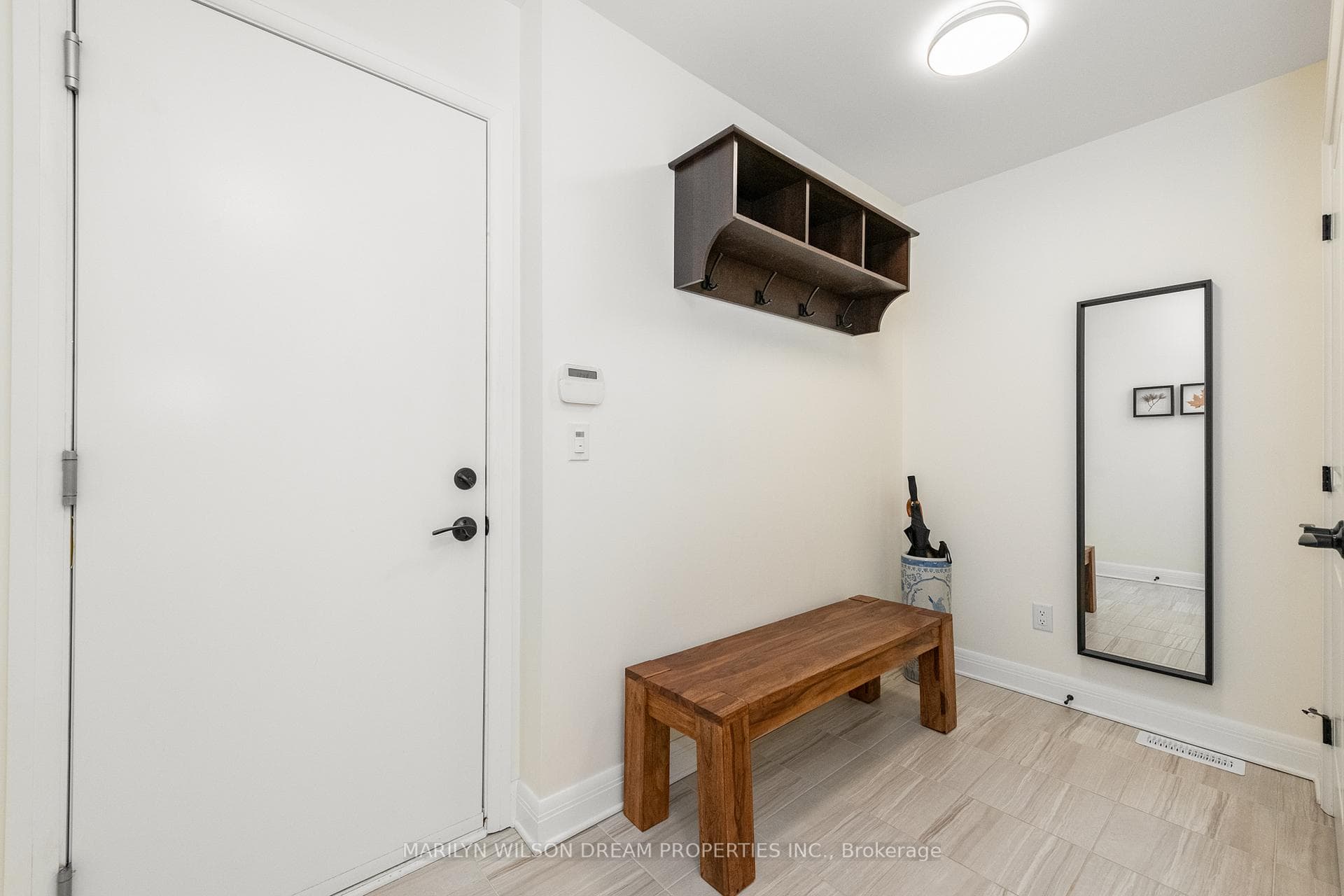189 Avro Circle photo 24