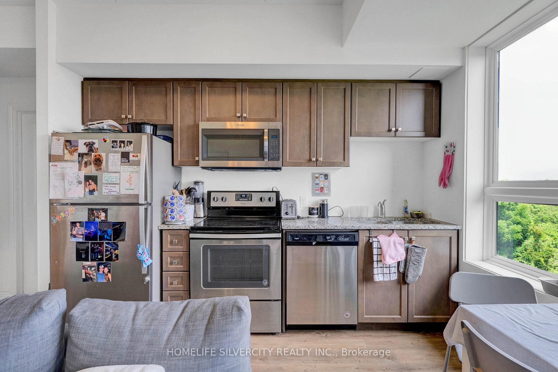 1284 GORDON Street Unit 412 photo 8