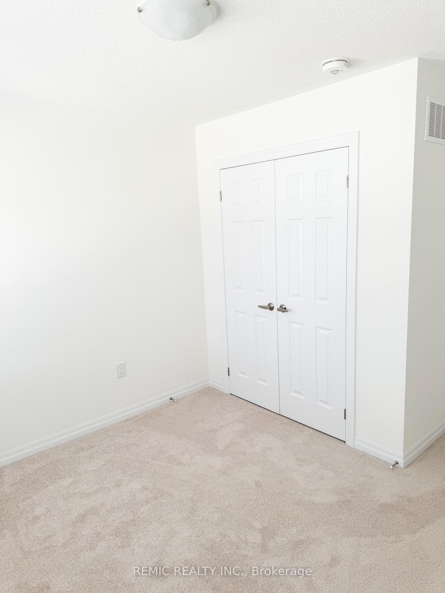 203 Flood Avenue photo 18