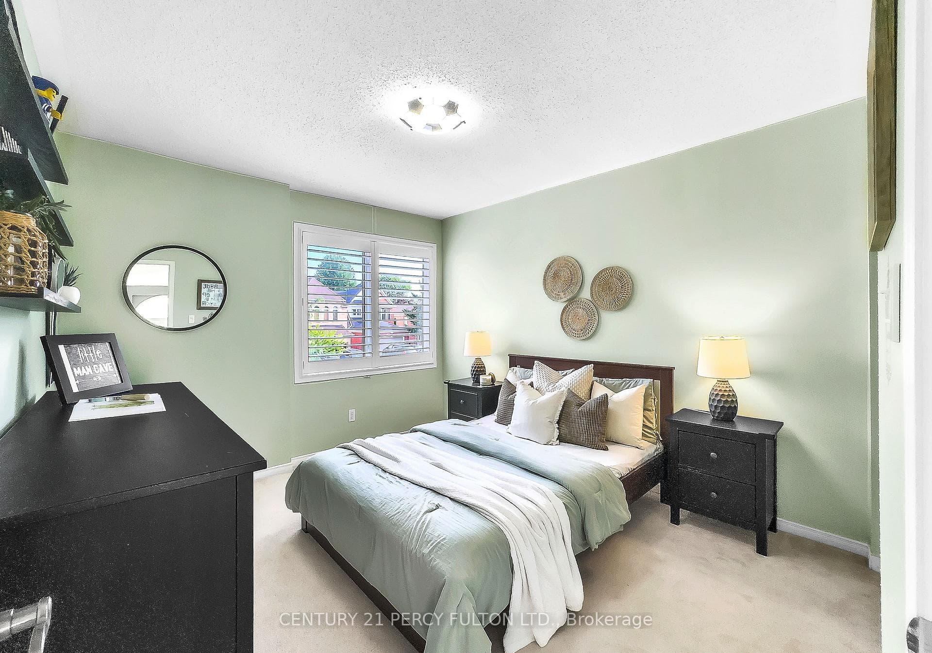 40 Southwell Avenue photo 34