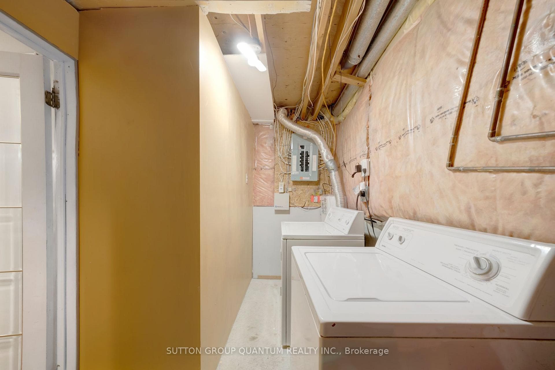 7421 Doverwood Drive photo 29