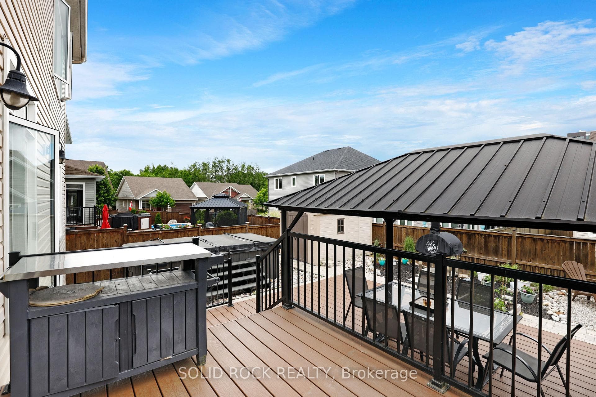 703 Mashkig Avenue photo 38