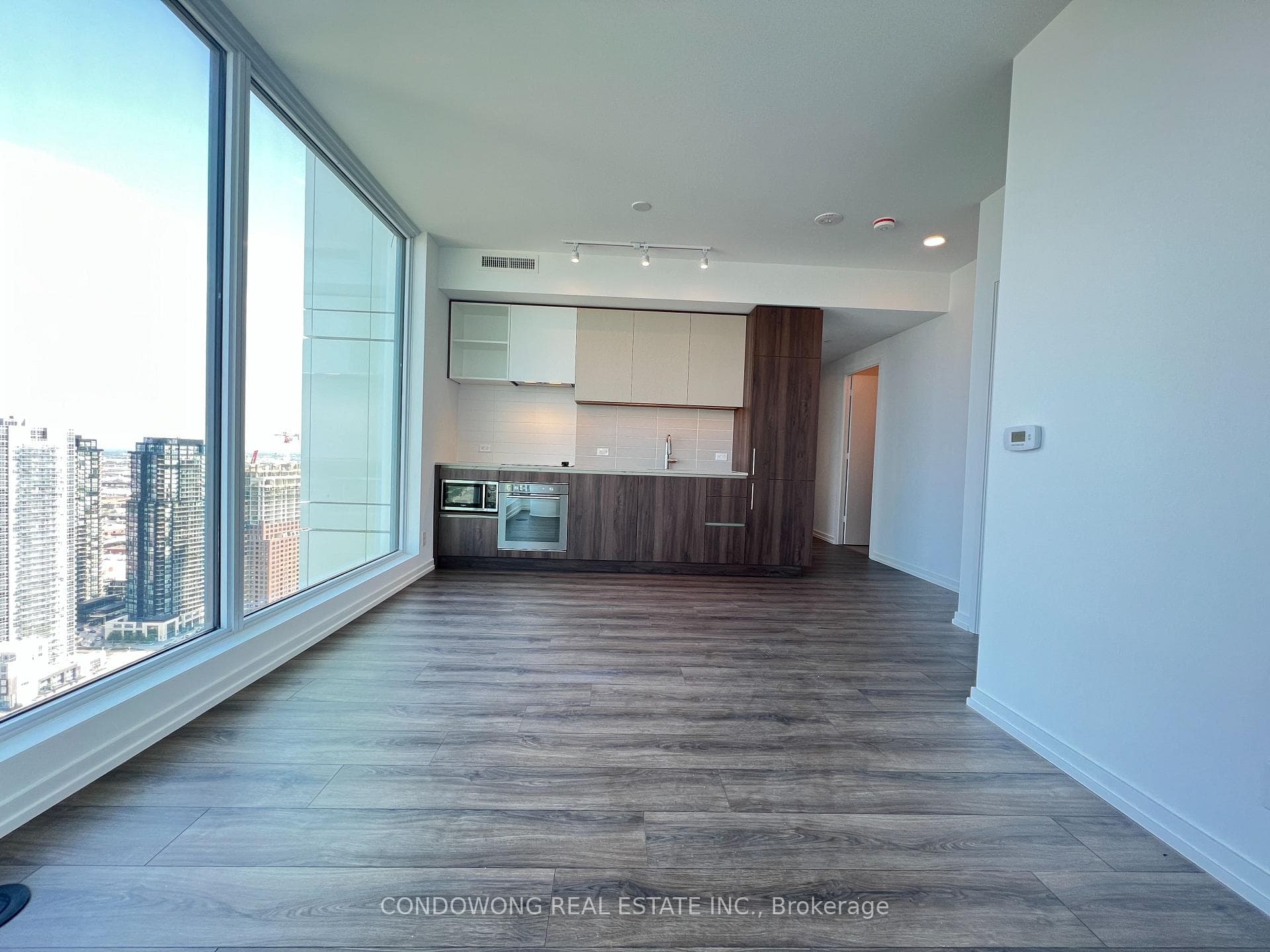 7890 Jane Street Unit 4209 photo 1
