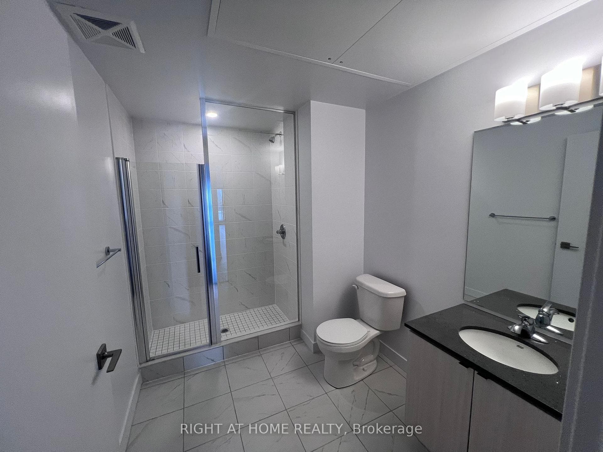 2433 Dufferin Street Unit 617 photo 9