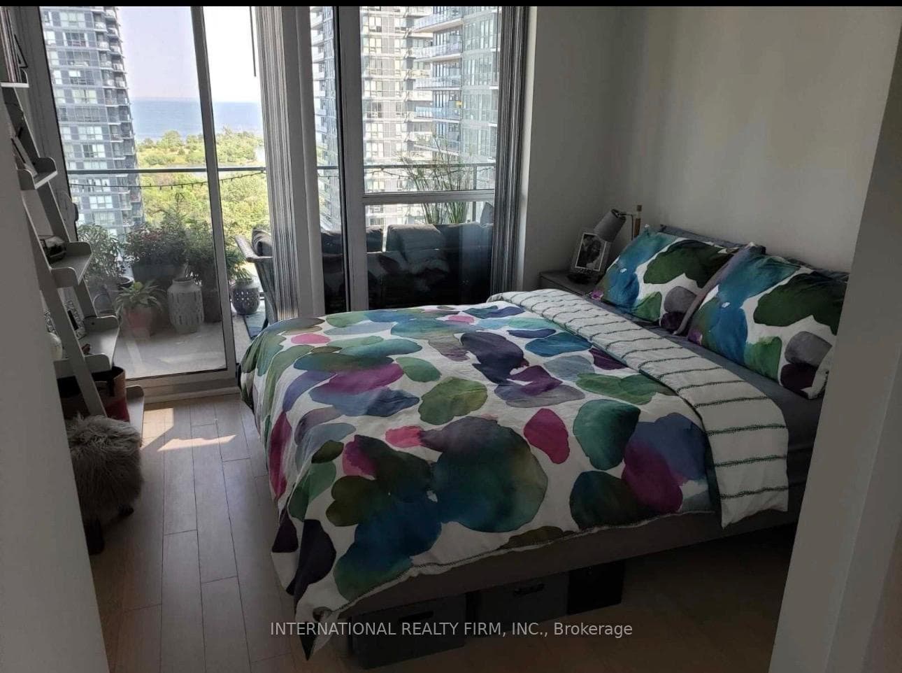 10 Park Lawn Road Unit 1509 photo 14
