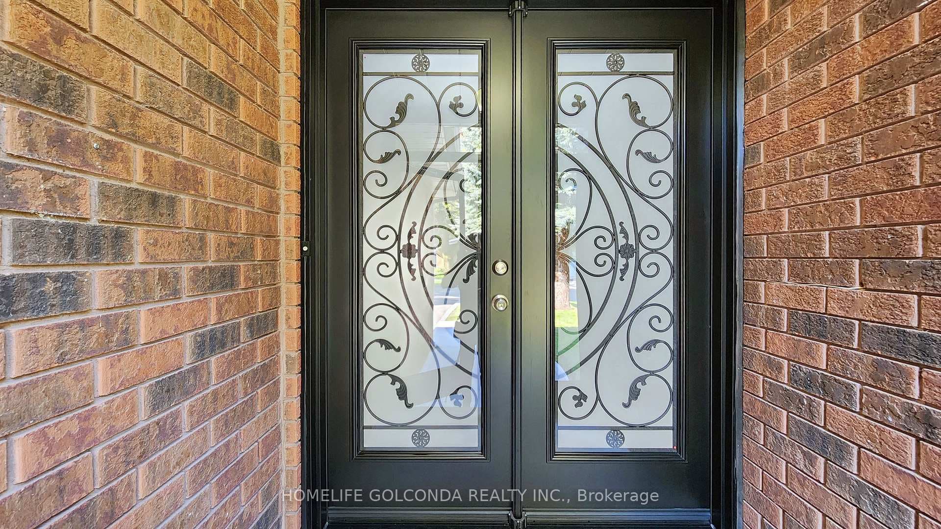 188 Byng Avenue photo 3