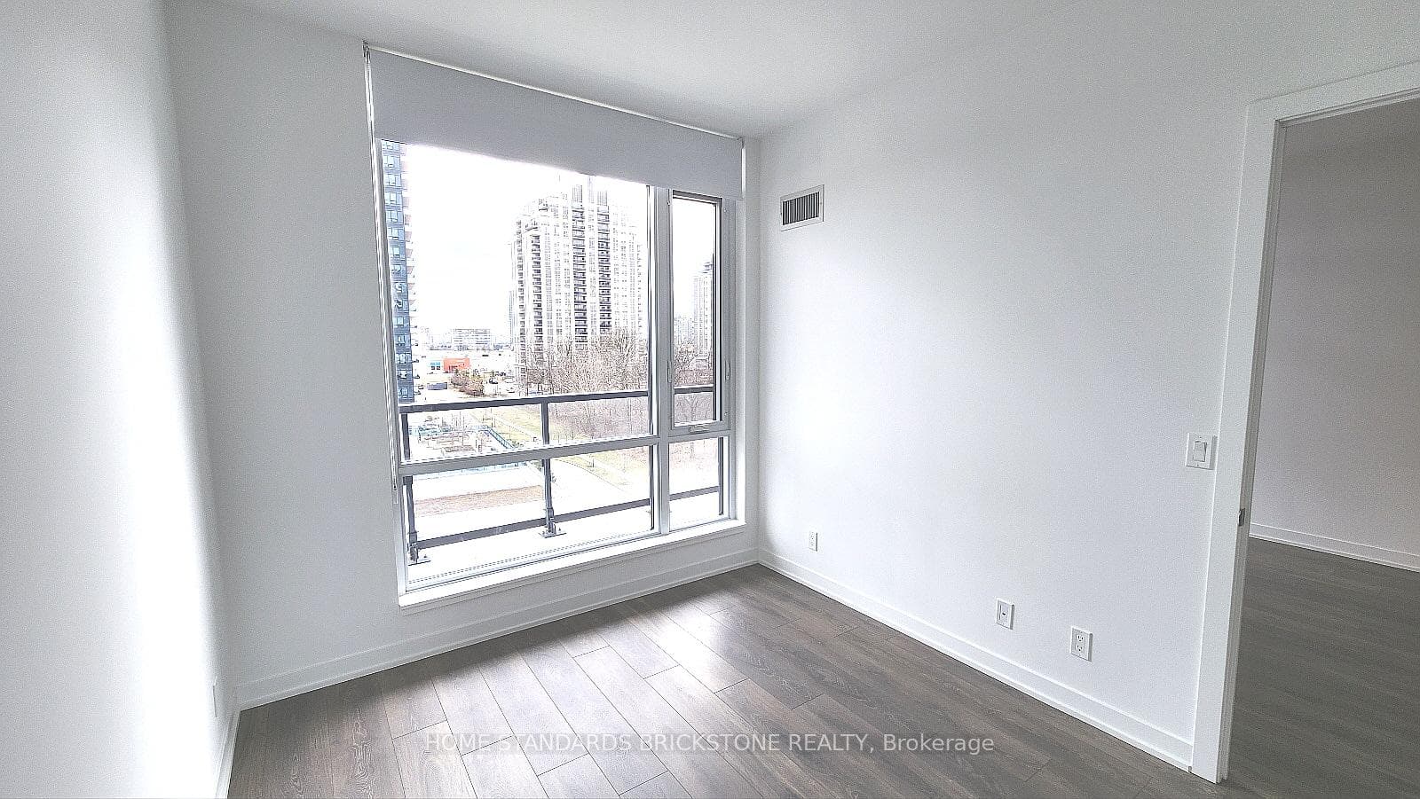 7950 Bathurst Street Unit A716 photo 11