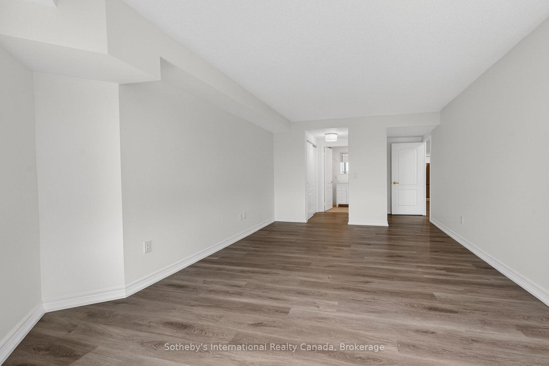16 Raglan Street Unit 402 photo 23