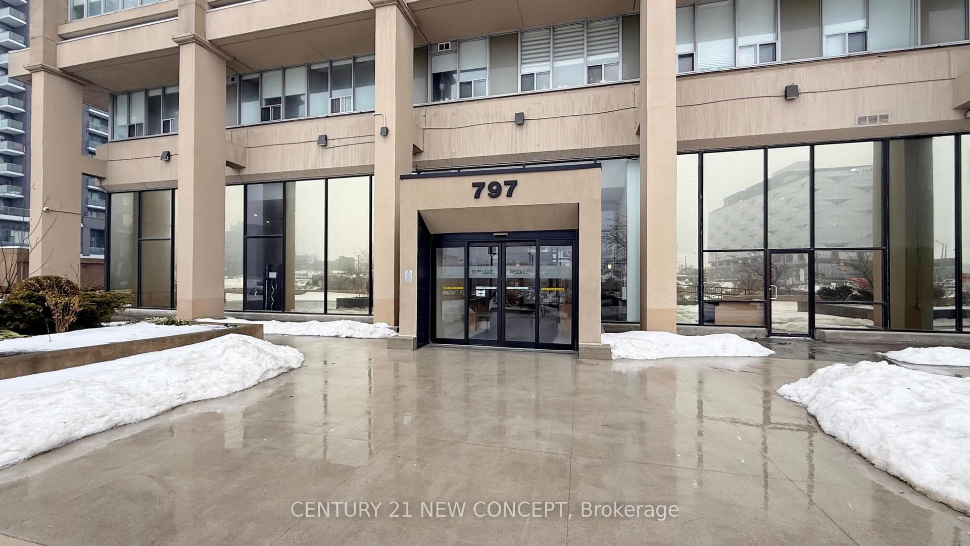 797 Don Mills Road Unit 708 photo 3