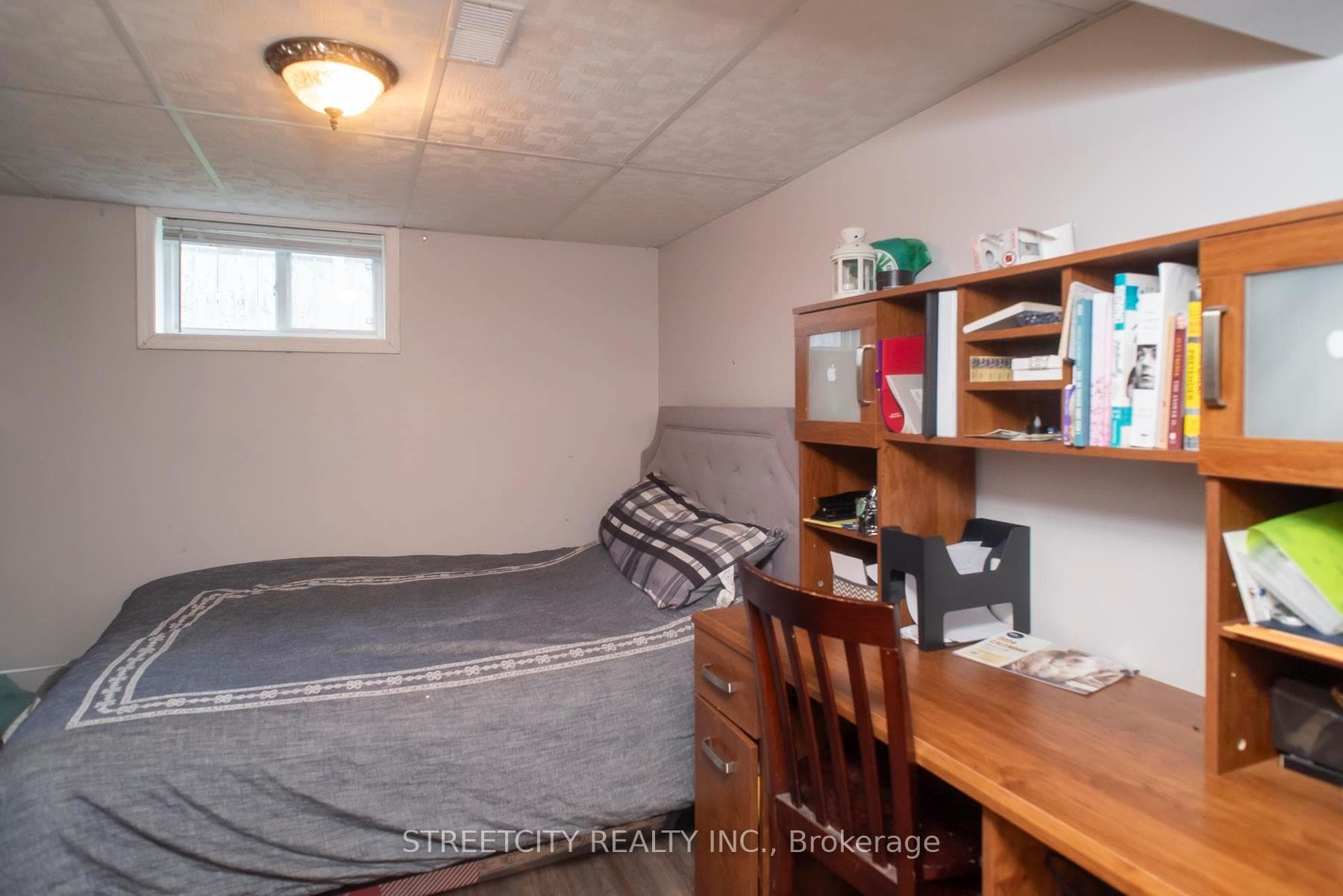82 Kenogami Avenue photo 32