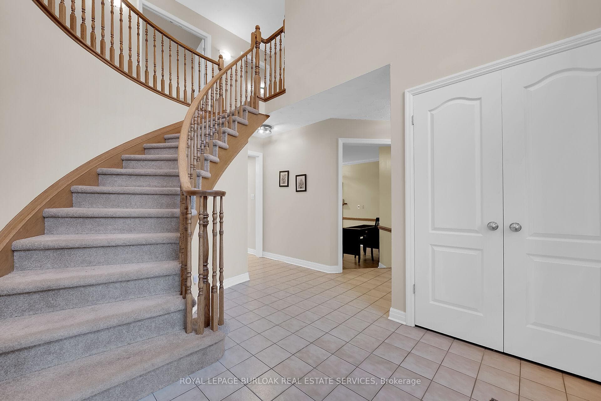 45 Stoney Brook Crescent photo 11