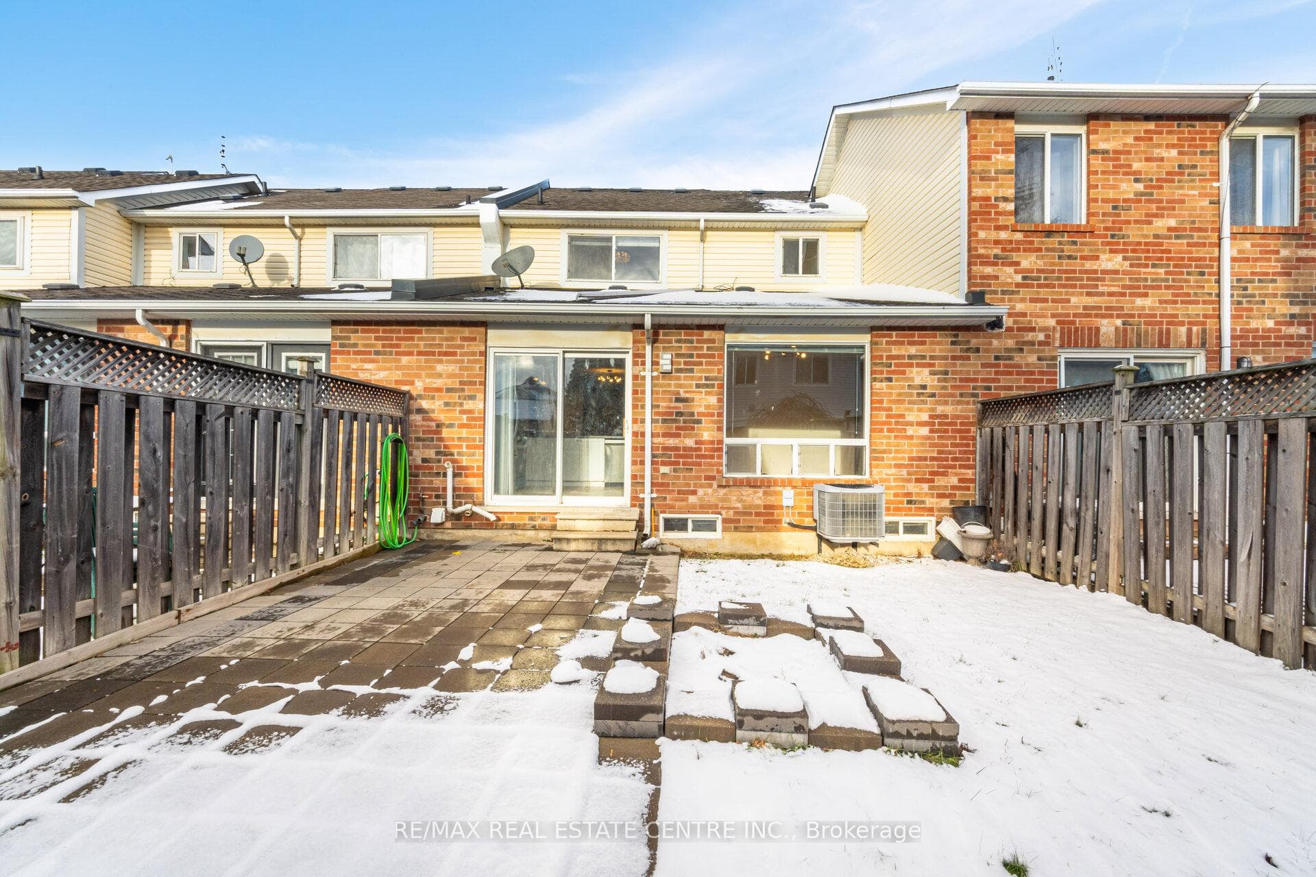 454 Collis Court photo 31