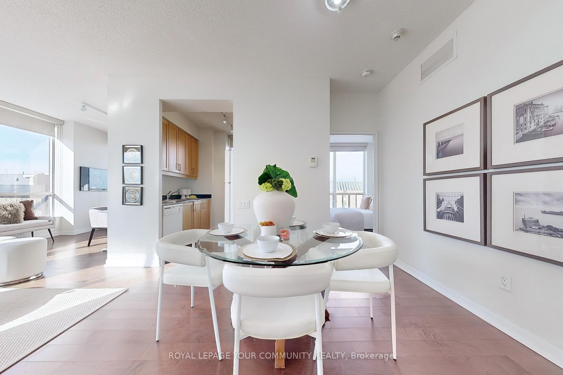 33 Sheppard E Avenue Unit 3108 photo 19
