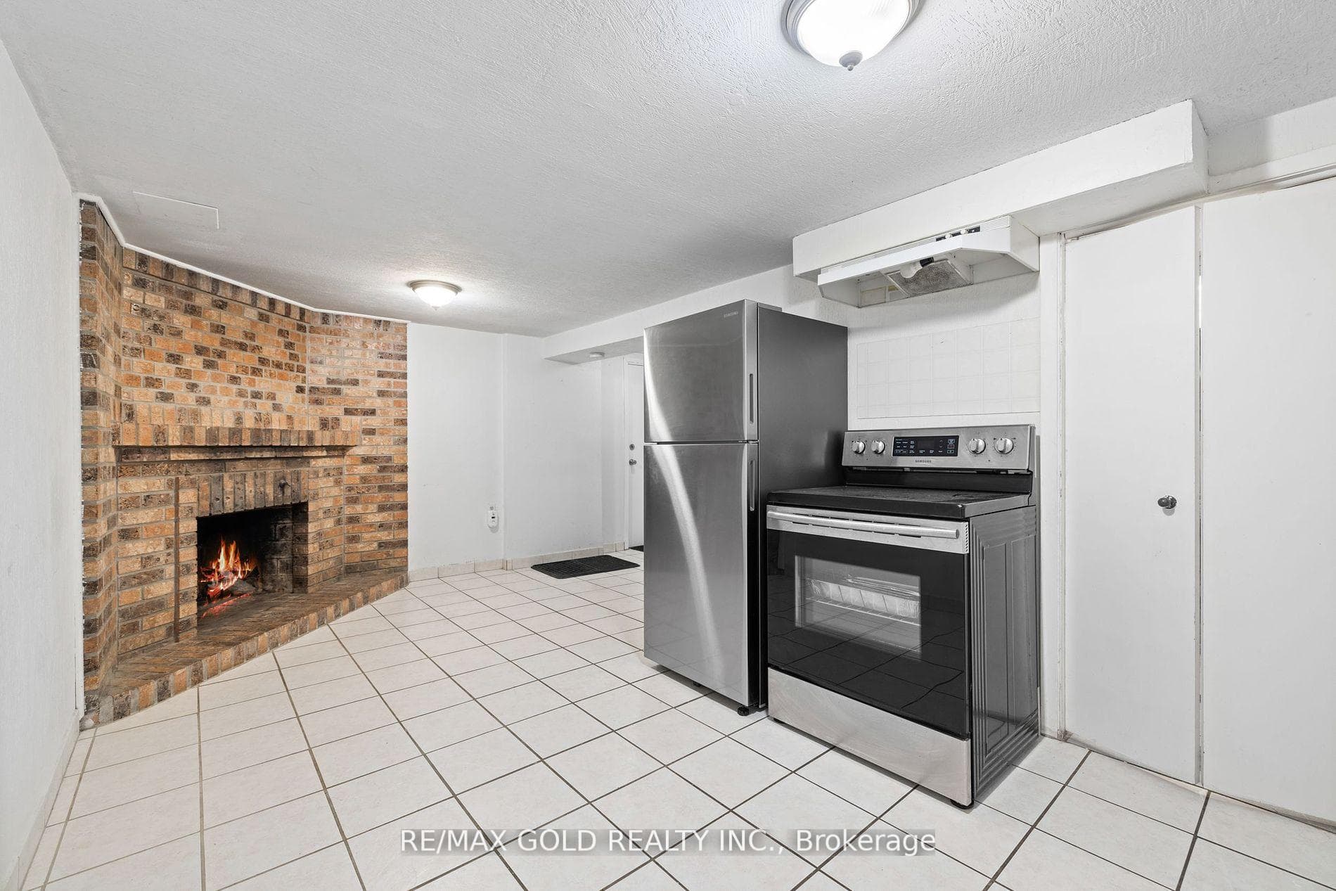 35 Giltspur Drive photo 25