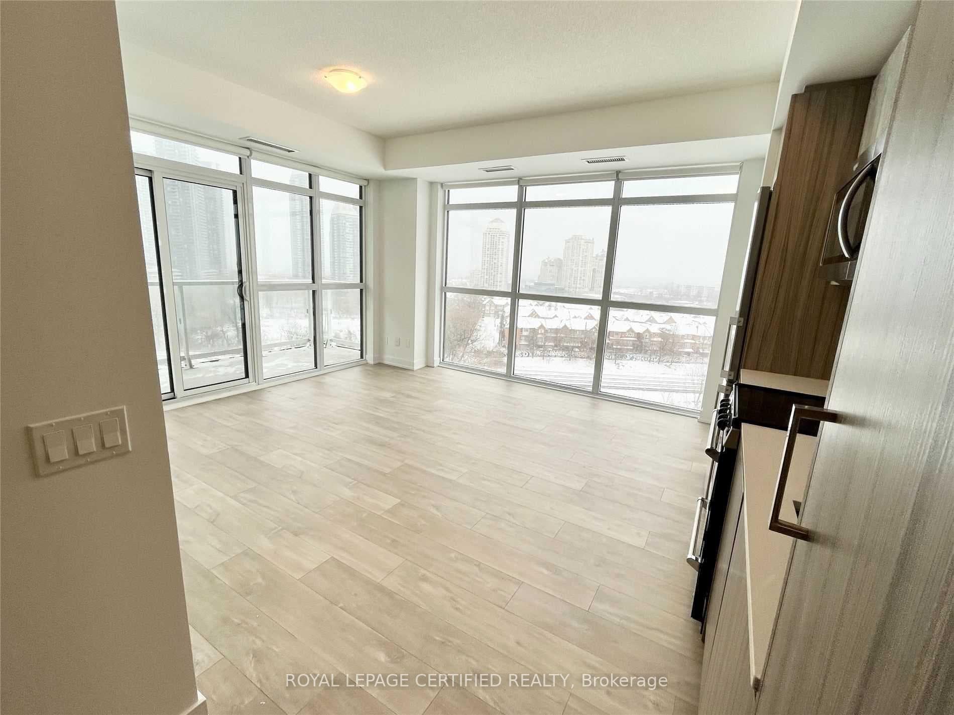 251 Manitoba Street Unit 1015 photo 4