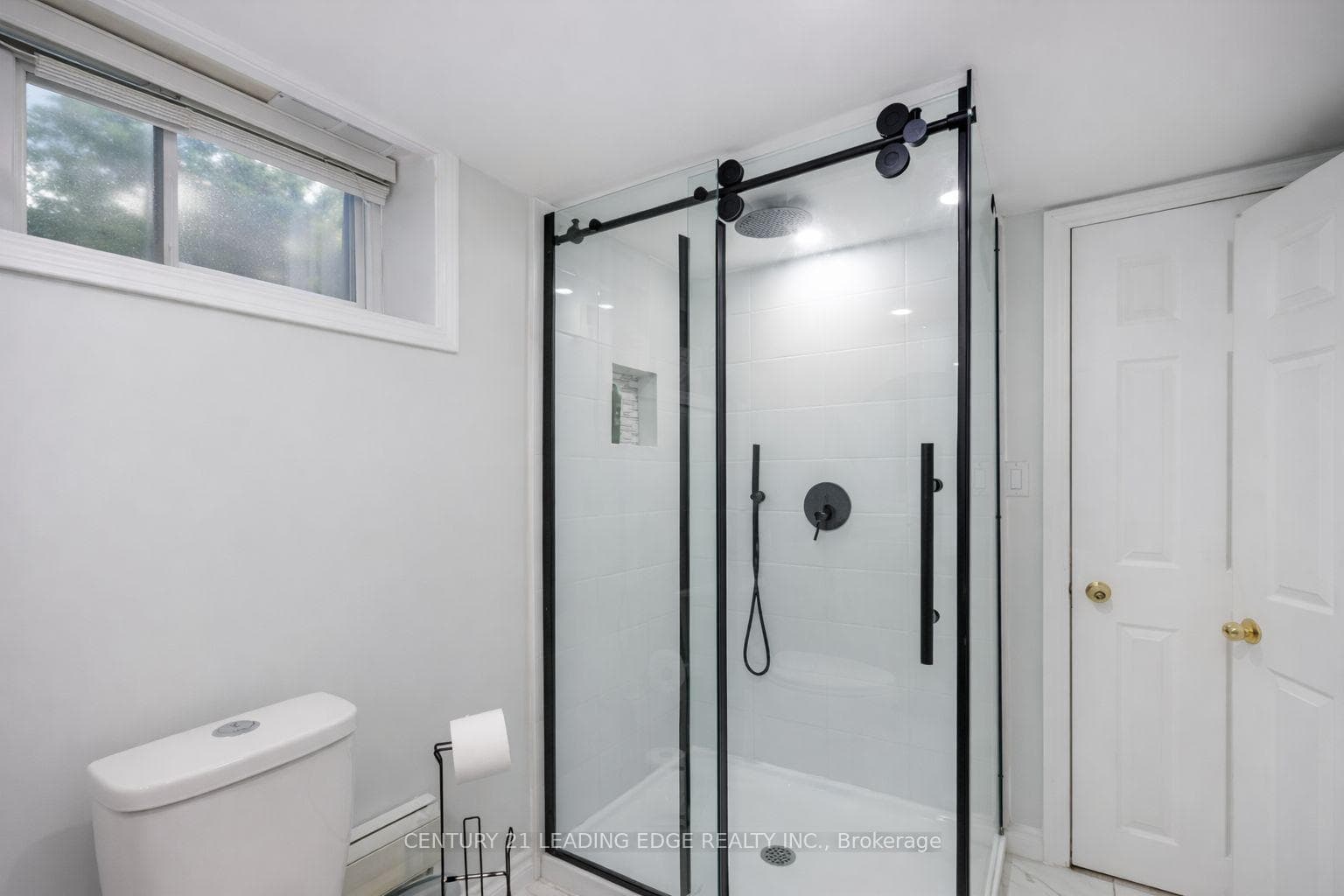 306 Lindan Avenue photo 6