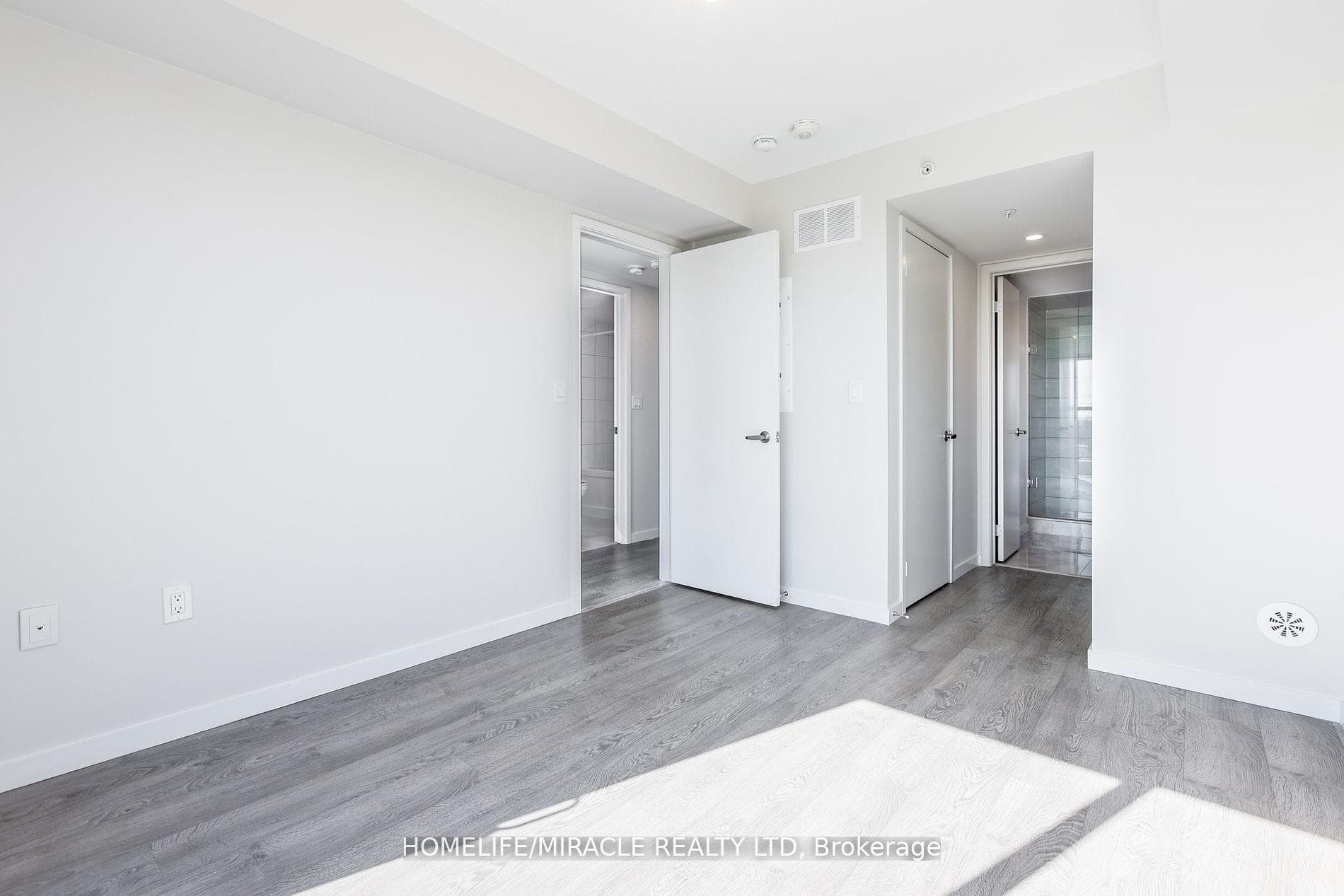 1711 Pure Springs Boulevard Unit 419 photo 20