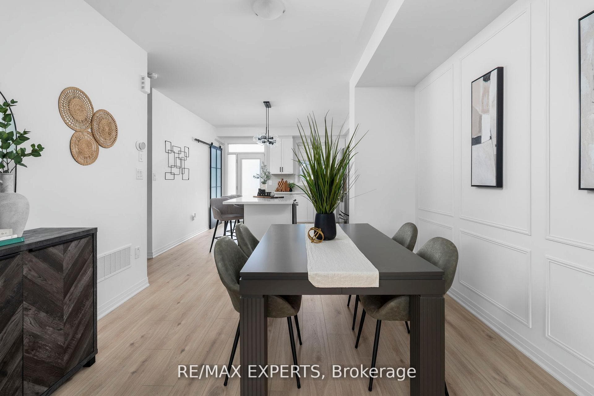 6 Hughes Lane photo 16